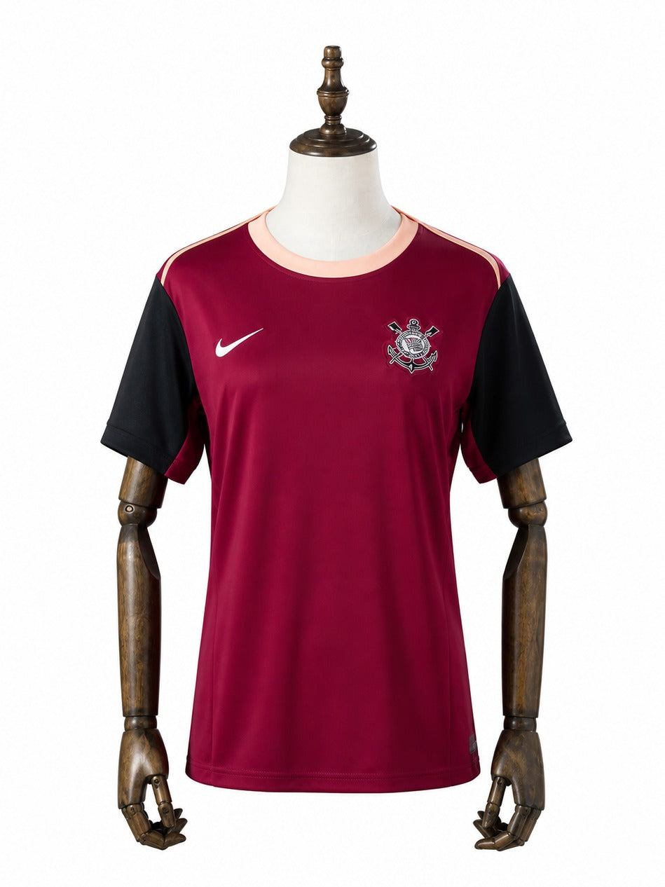 Corinthians 26/27 Women’s Training Maroon Jersey standard mannequin white background Passos Sports image 1
