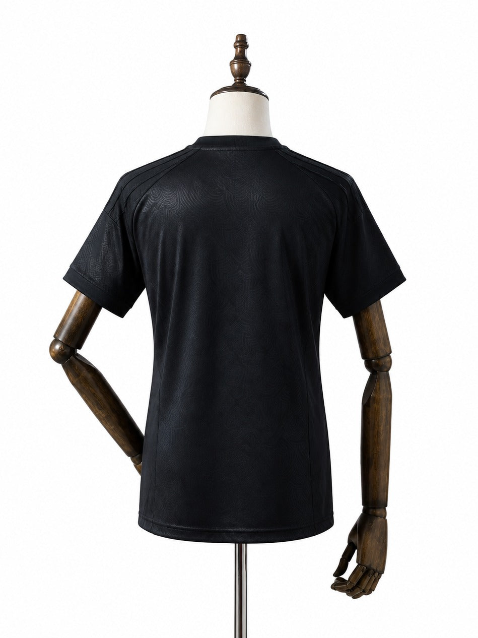 25/26 Atletico Mineiro Limited Edition Black Women Jersey mannequin view 2 white background Passos Sports