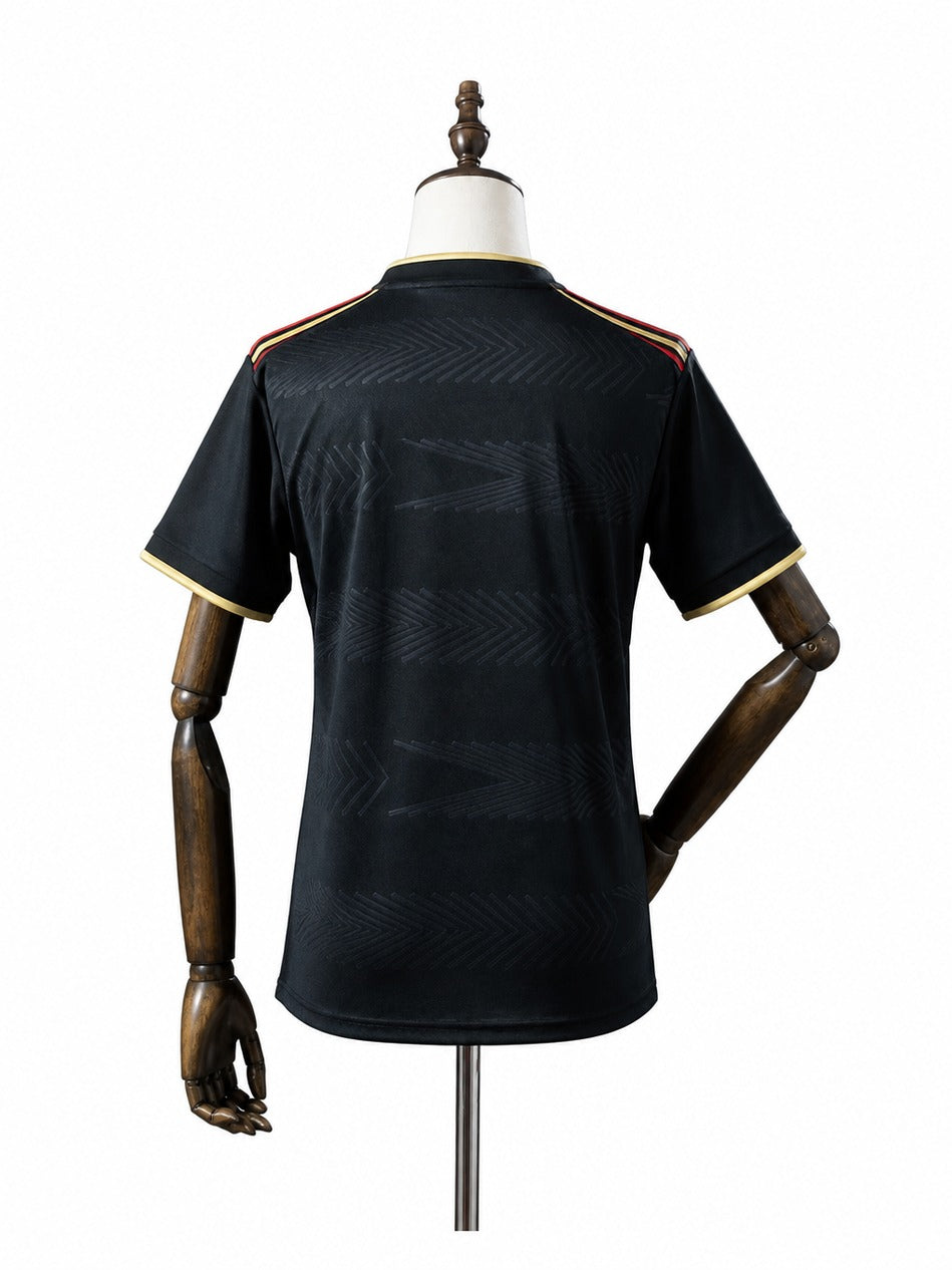 Flamengo 2025/26 Soccer Jersey mannequin view 2 white background Passos Sports