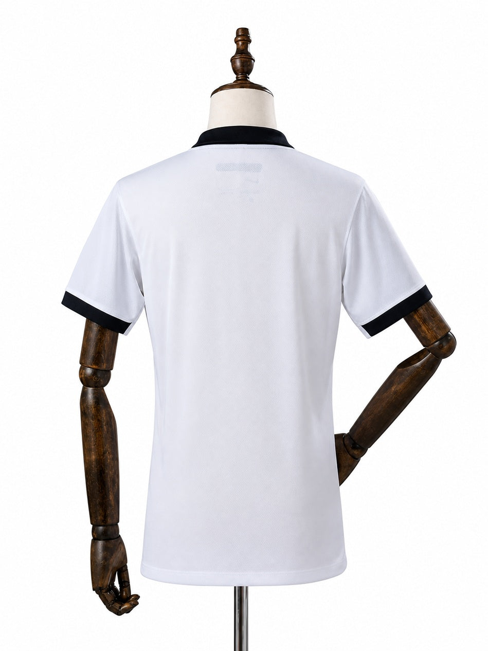 Atlético-MG Away Women Jersey back wood mannequin white background
