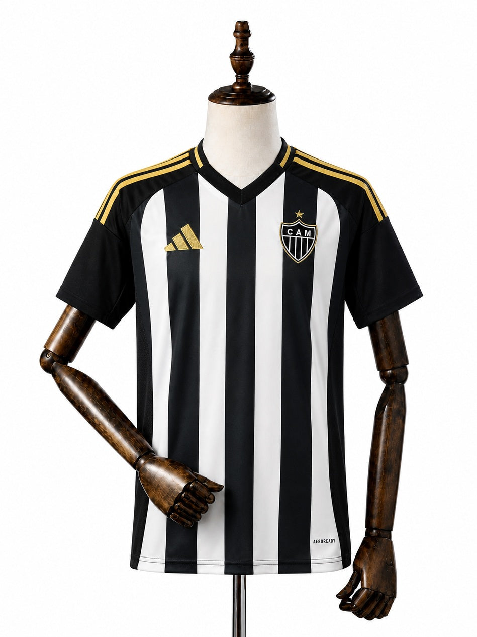 Atlético-MG home kids kit front wood mannequin white background