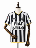 Atlético-MG Home Retro Jersey front wood mannequin white background