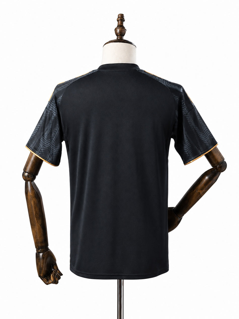 Atlético-MG Third Away Jersey back wood mannequin white background