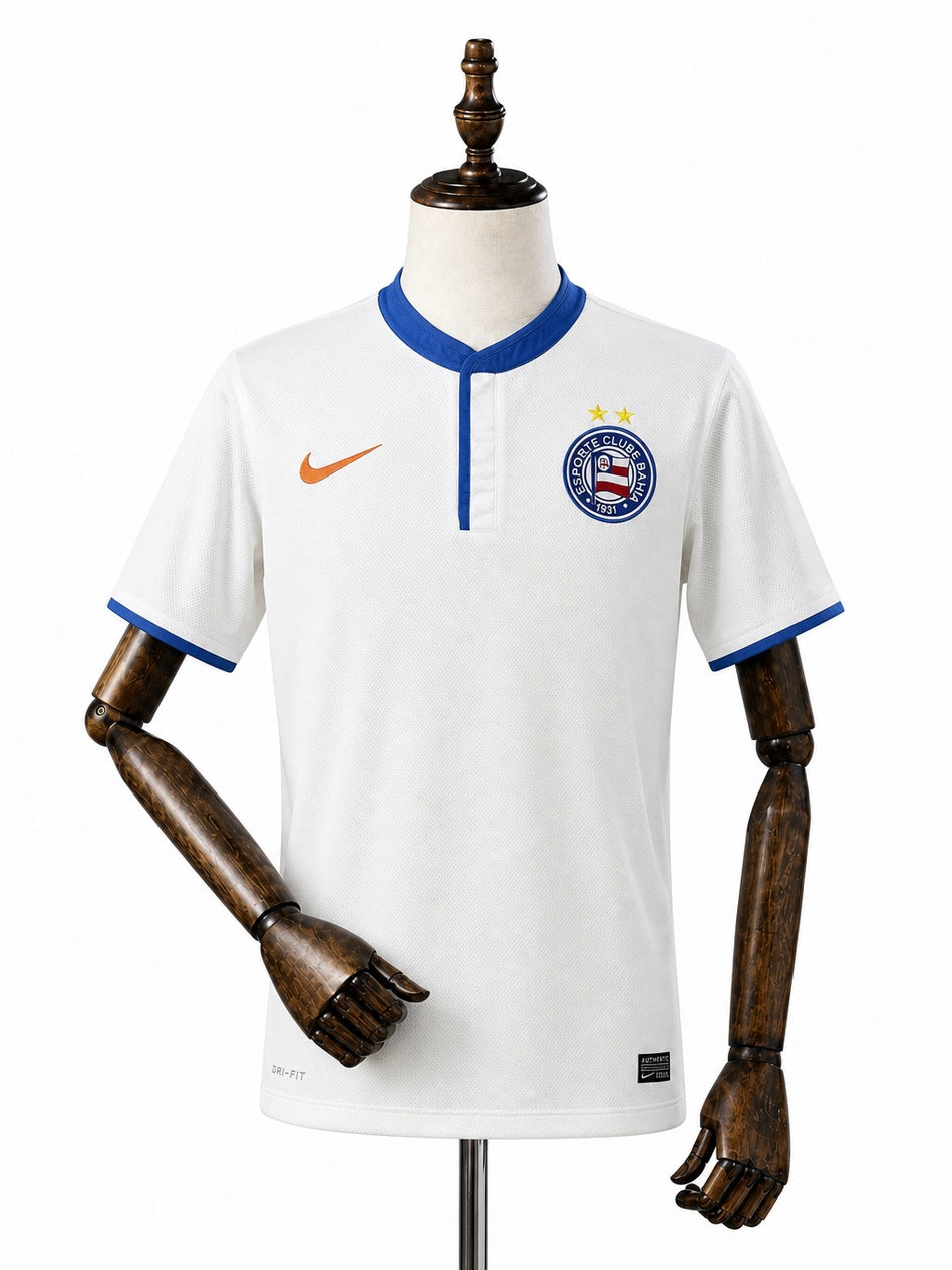 Bahia Home Retro Jersey front wood mannequin white background