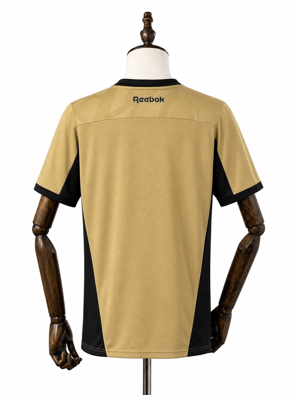 Botafogo goalkeeper gold Jersey back wood mannequin white background
