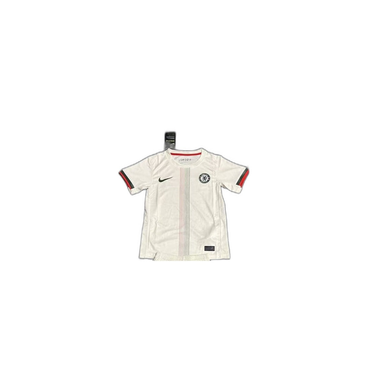 Camisa 2025-26 Chelsea Away Infantil detalhe escudo manequim fundo branco