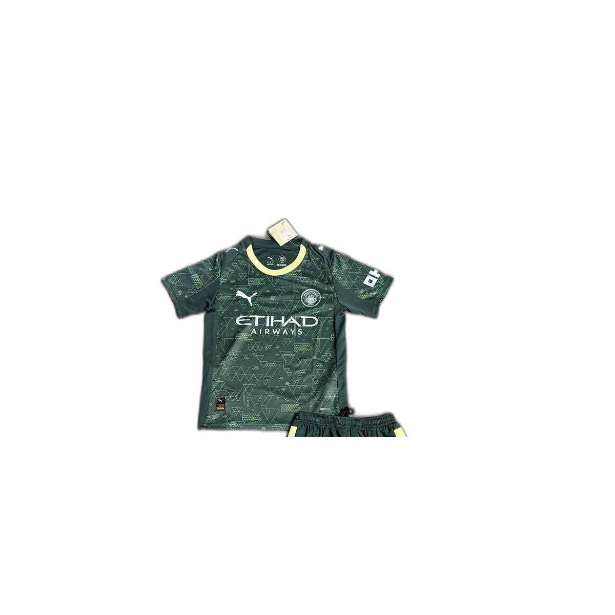 Camisa 2025-26 Manchester City IIII Infantil detalhe escudo manequim fundo branco
