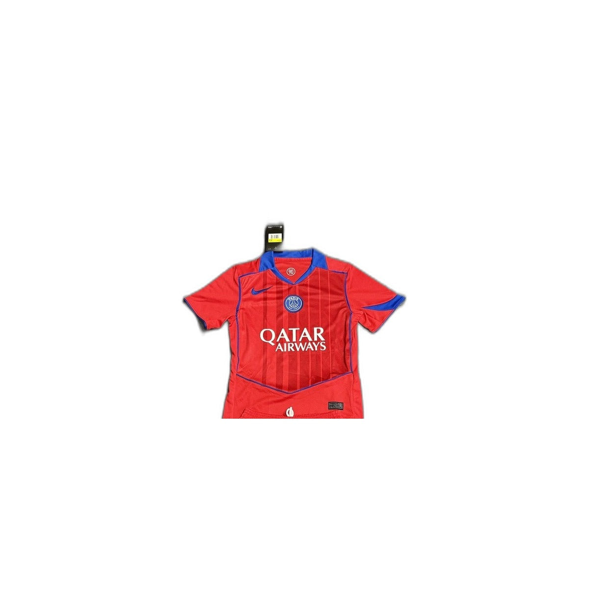 Camisa 2025-26 PSG III Infantil detalhe escudo manequim fundo branco