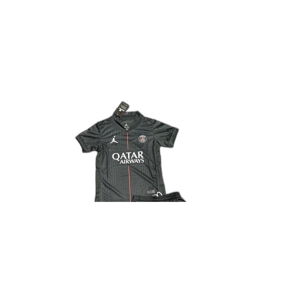 Camisa 2025-26 PSG IIII Infantil detalhe escudo manequim fundo branco