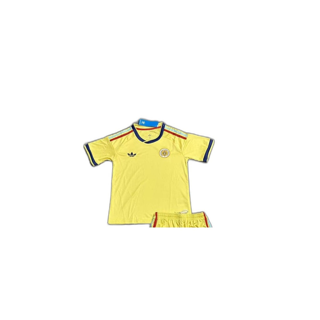 Camisa 2026-27 Curaçao Home Infantil detalhe escudo manequim fundo branco