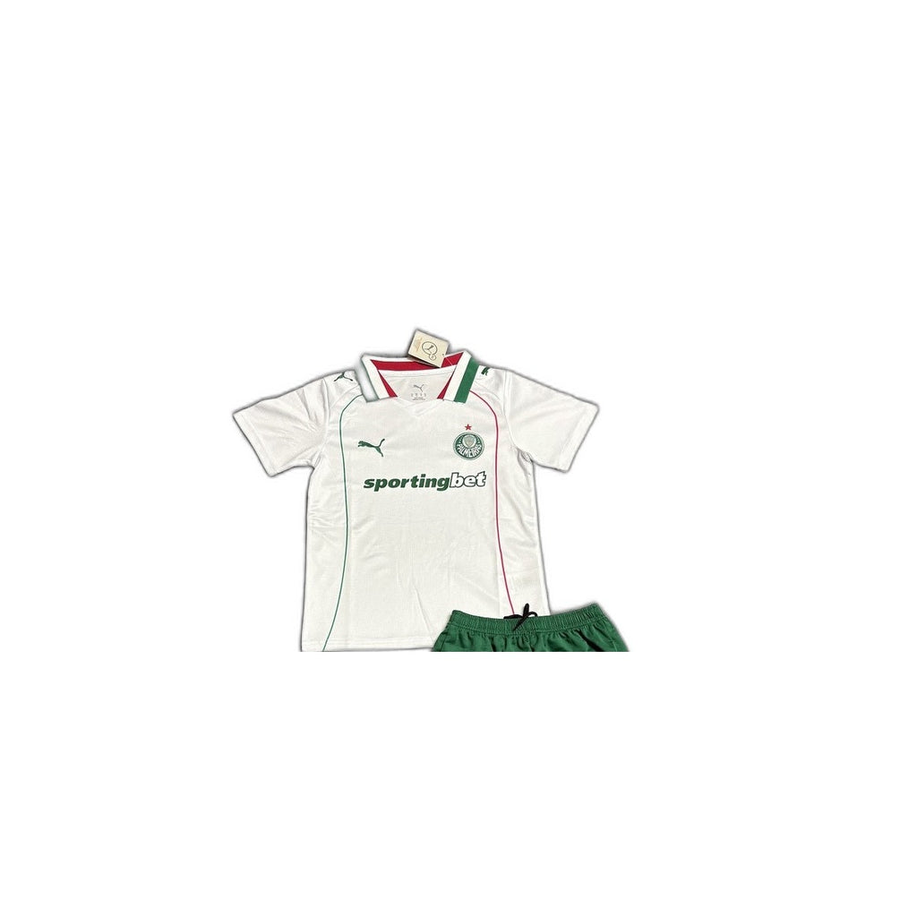 Camisa 2026-27 Palmeiras Away Infantil detalhe escudo manequim fundo branco