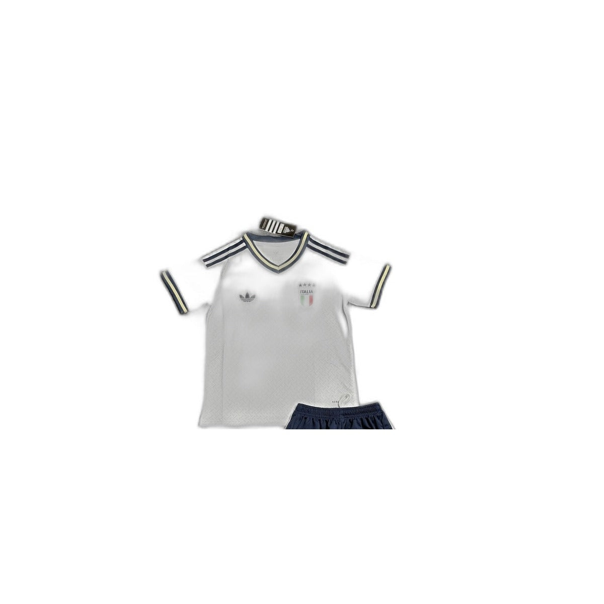 Camisa 2026 Italy Away Infantil detalhe escudo manequim fundo branco