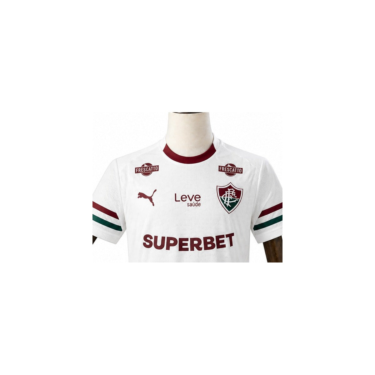 Camisa Fluminense - 2º Uniforme Jogador Completa 2026/2027 detalhe escudo manequim fundo branco