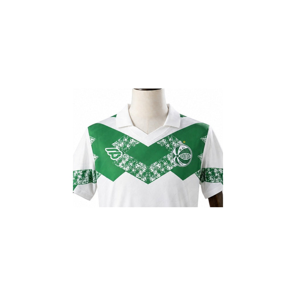 Camisa Juventude - 2º Uniforme Torcedor Sem Patch 2025/2026 detalhe escudo manequim fundo branco