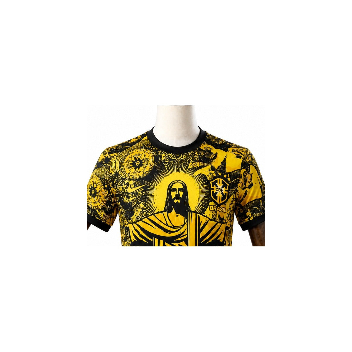 Camisa Seleção Brasileira Amarela (Edição Cristo) 2026 detalhe escudo manequim fundo branco