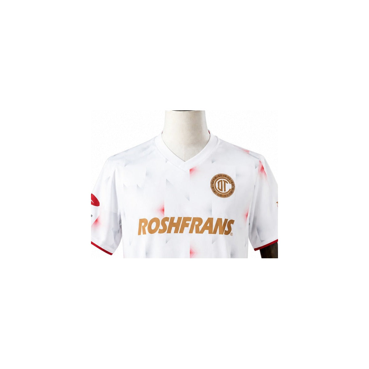 Camisa Toluca - 2º Uniforme Torcedor 2025/2026 detalhe escudo manequim fundo branco