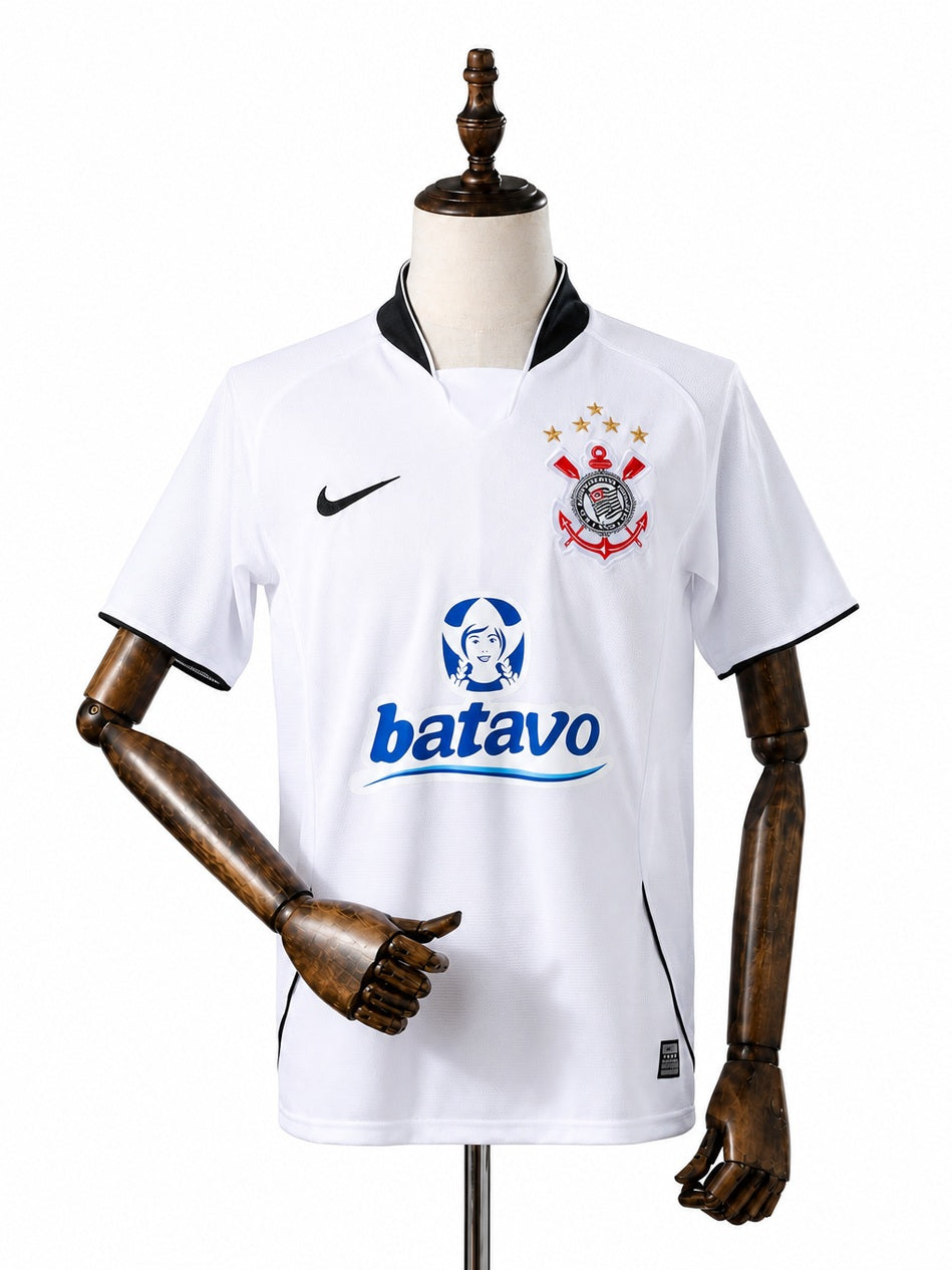 Corinthians 2009 Home Retro Jersey front wood mannequin white background