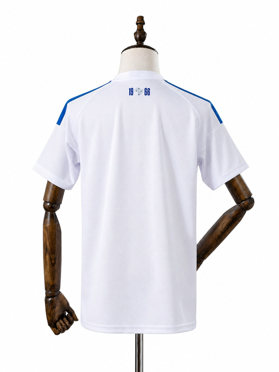 Cruzeiro Away Jersey back wood mannequin white background