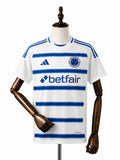Cruzeiro away Jersey front wood mannequin white background