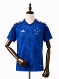Cruzeiro Home Jersey front wood mannequin white background