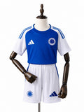 Cruzeiro Home kids kit front wood mannequin white background