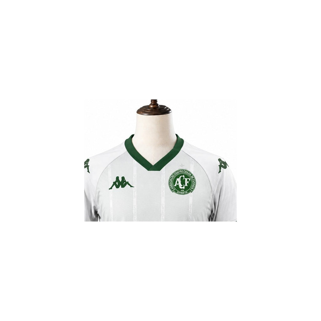 Camisa Chapecoense - 2º Uniforme Jogador 2025/2026 detalhe escudo fundo branco