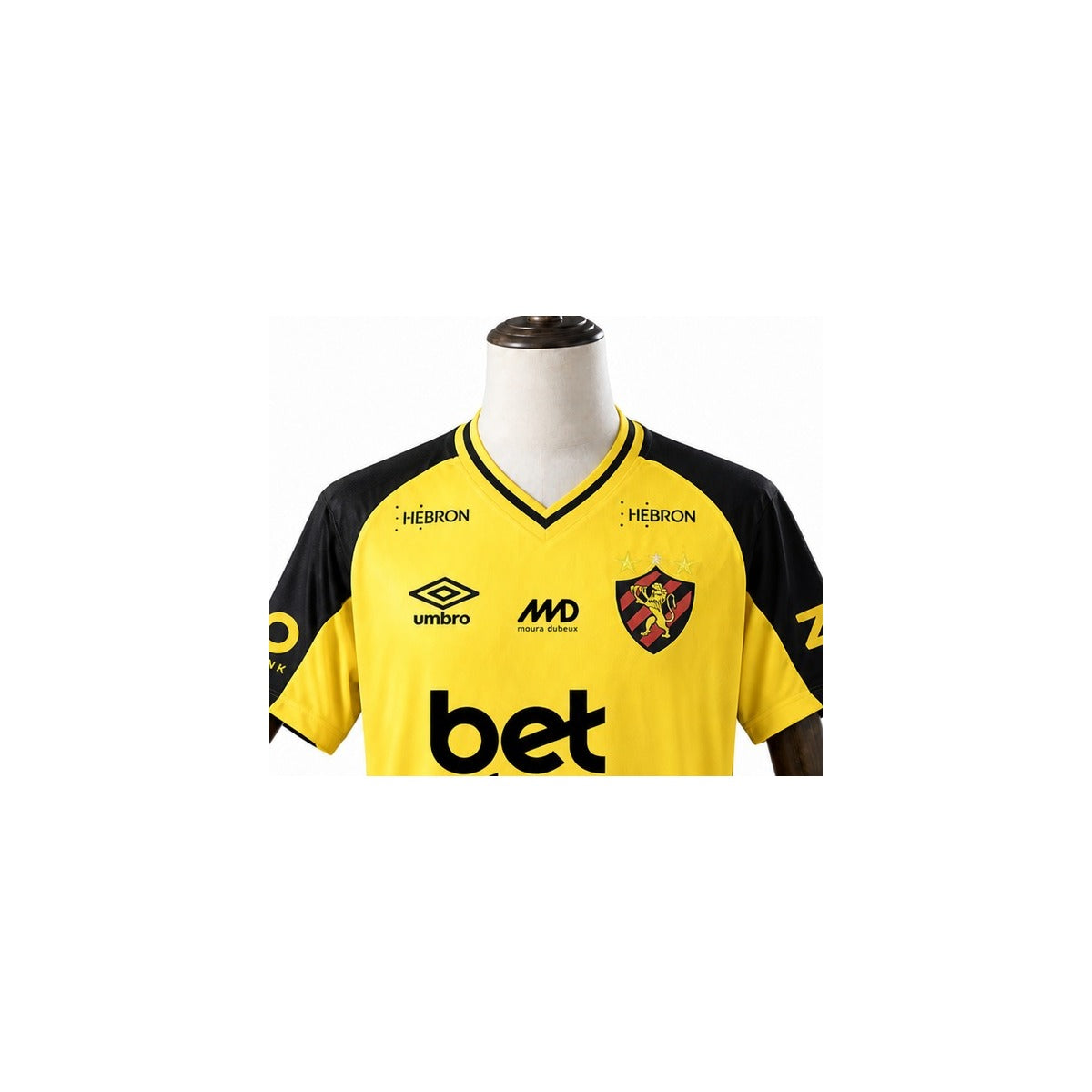 Camisa Sport Recife - 2º Uniforme Jogador 2025/2026 detalhe escudo fundo branco
