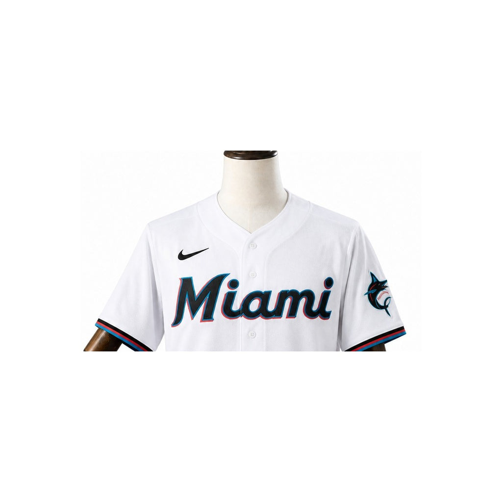 Miami Marlins MLB – Camisa Oficial Primeira (Home) detalhe escudo manequim fundo branco