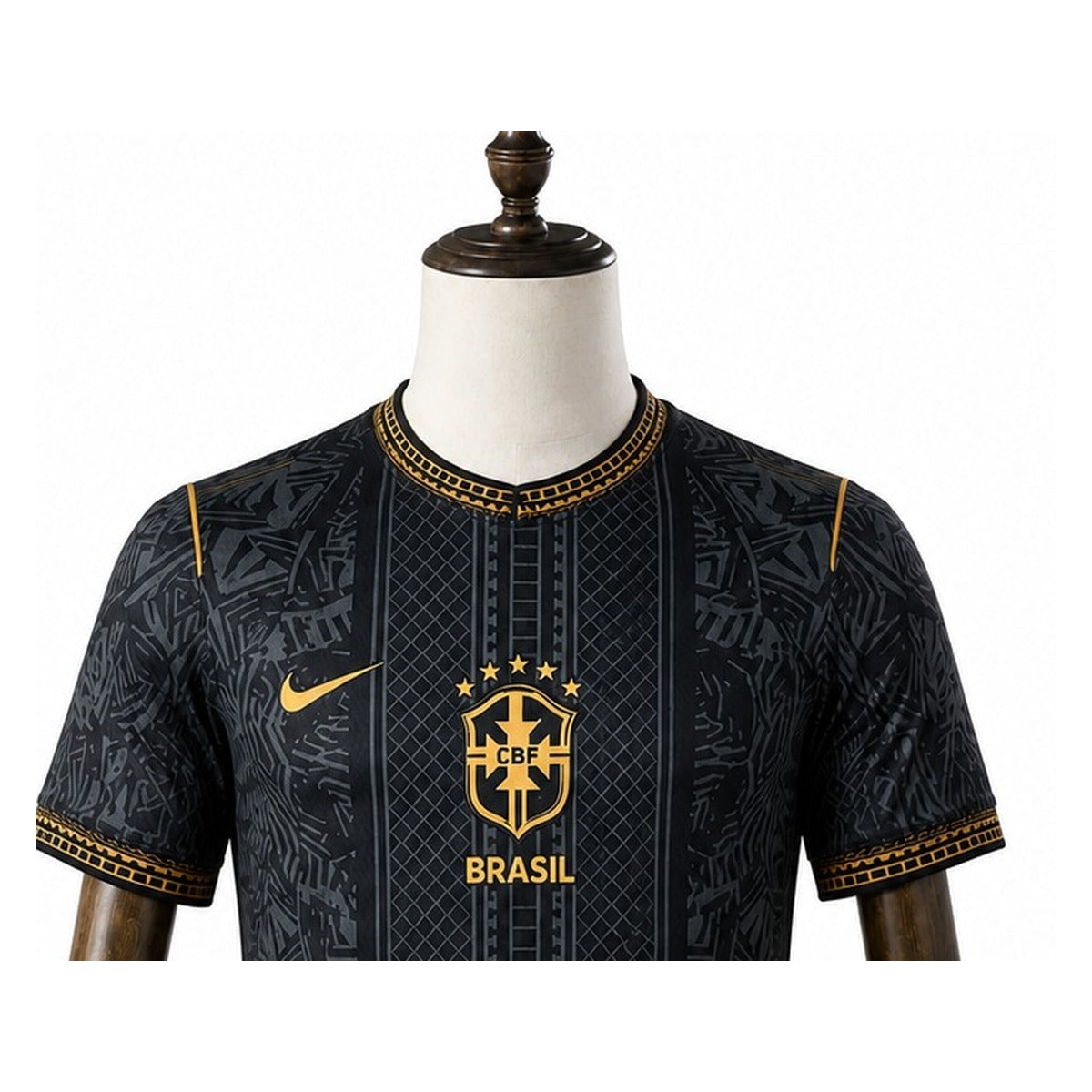 Brazil National Team Black Special Edition Jersey 2026 detalhe escudo manequim fundo branco