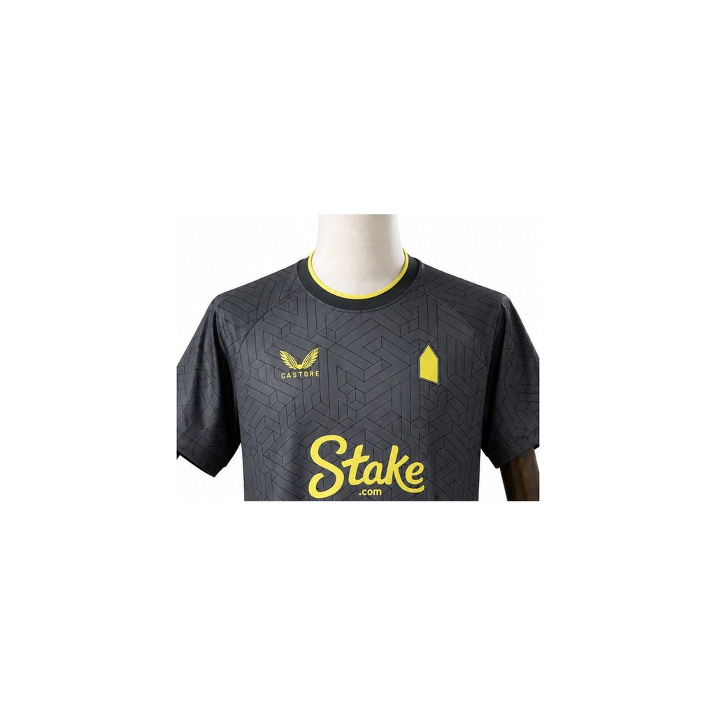 Camisa Everton - 2º Uniforme Torcedor 2024/25 detalhe escudo manequim fundo branco