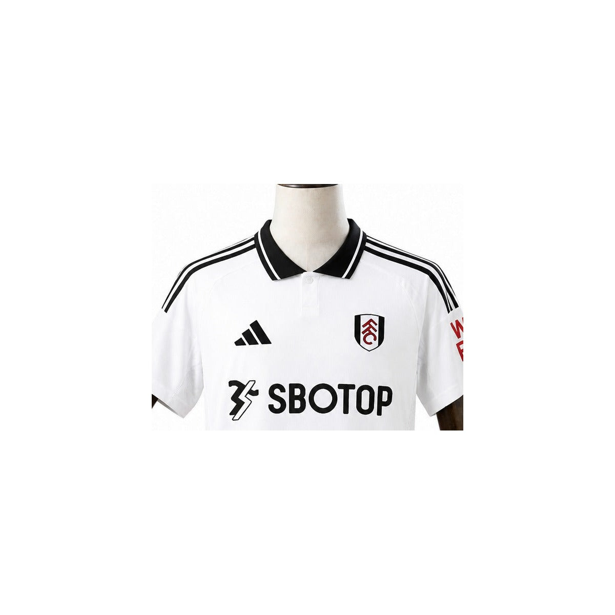 Camisa Fulham - 1º Uniforme Torcedor 2024/25 detalhe escudo manequim fundo branco