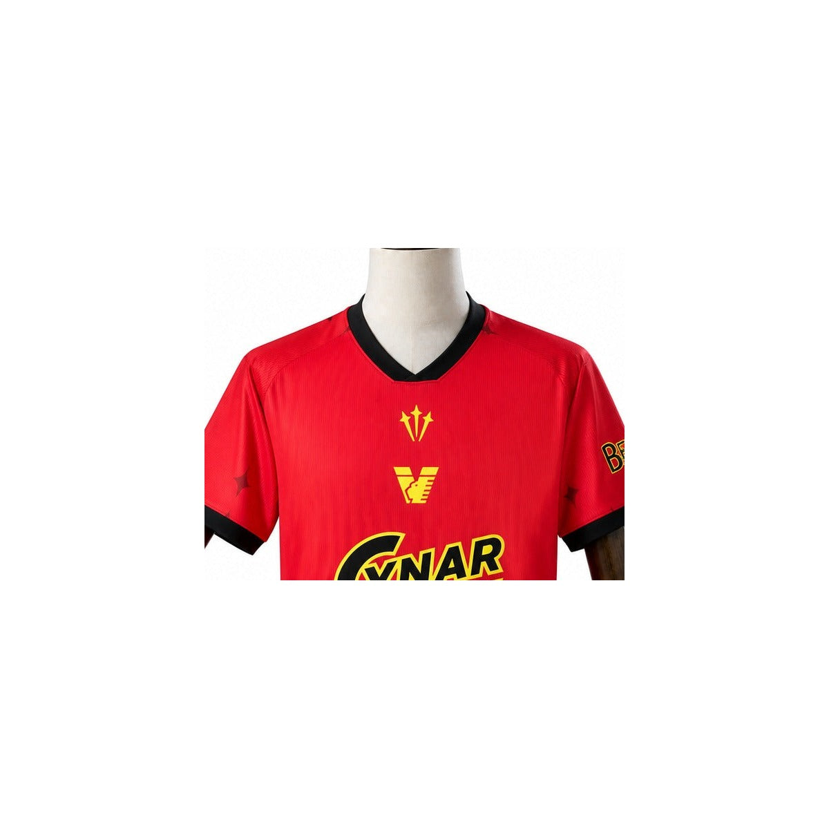 Camisa Venezia - Camisa Red Torcedor 2026/27 detalhe escudo manequim fundo branco