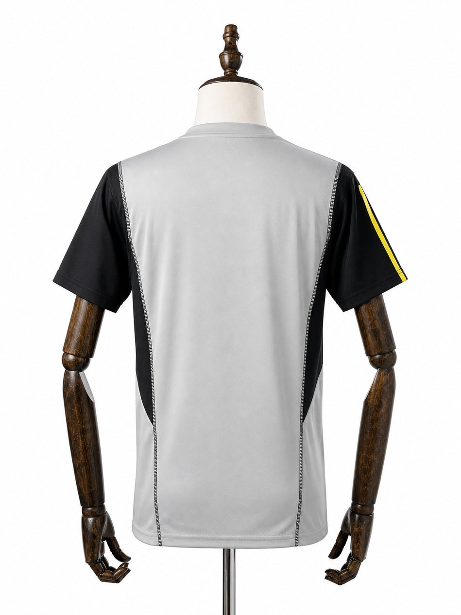 Flamengo Grey Training Women Jersey back wood mannequin white background