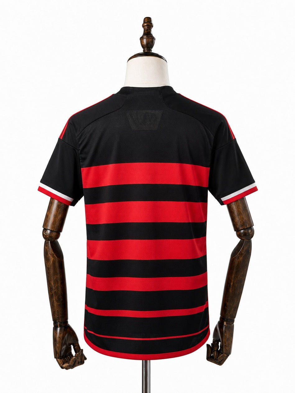 Flamengo home Kids kit back wood mannequin white background