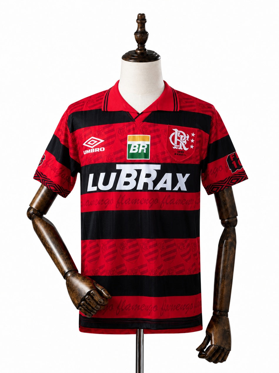 Flamengo Home Retro Jersey front wood mannequin white background