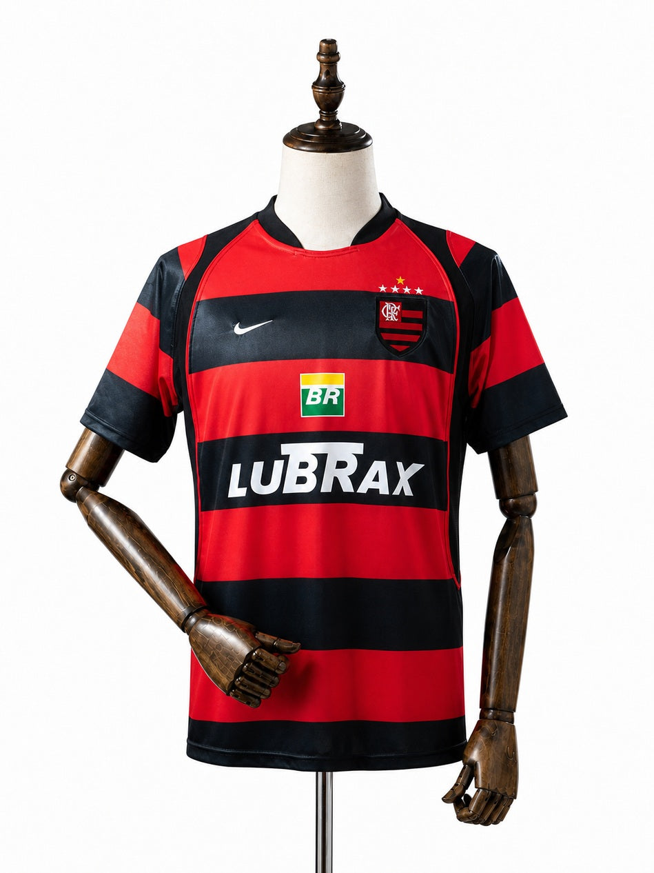 Flamengo Home Retro Jersey front wood mannequin white background