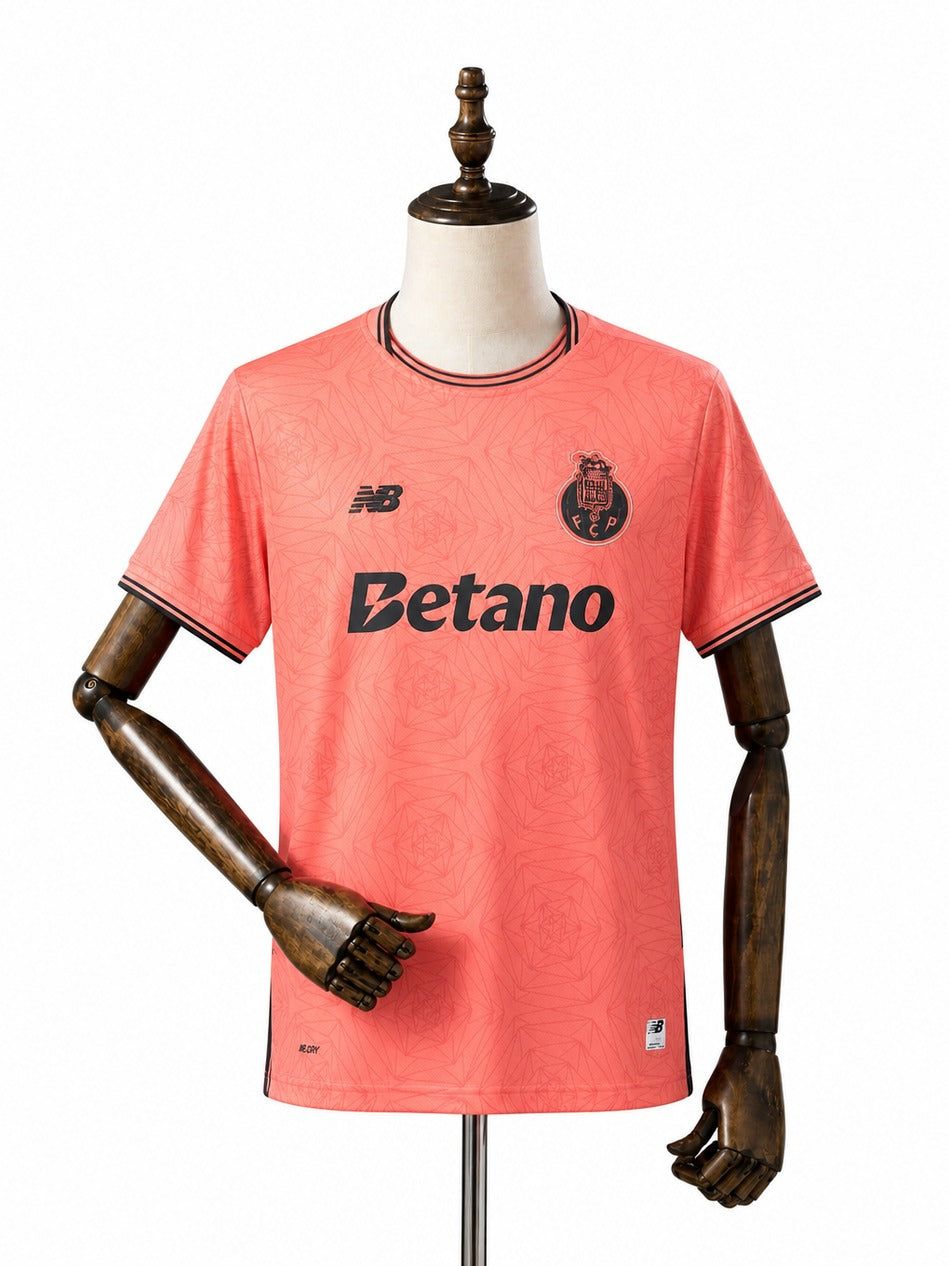 Camisa Porto - 2º Uniforme Torcedor 2025/26 frente manequim fundo branco