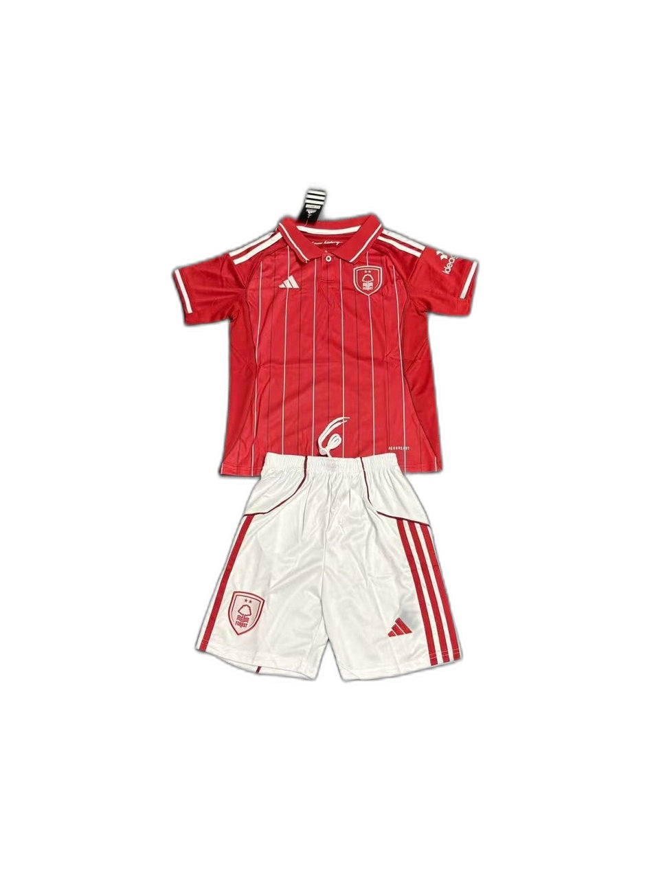 Camisa 2025-26 Nottingham Forest Home Infantil frente fundo branco