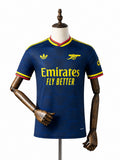 Camisa Arsenal - 2º Uniforme Jogador 2026/27 frente manequim fundo branco