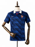 Camisa Seleção França - 1º Uniforme Torcedor 2026 frente manequim fundo branco