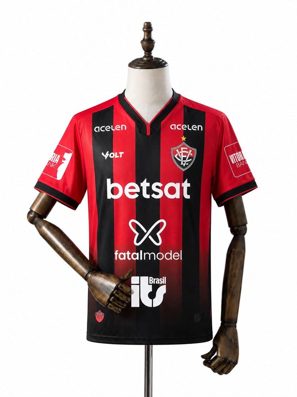 Camisa Vitória - 1º Uniforme Jogador Com Patch 2024/2025 frente manequim fundo branco