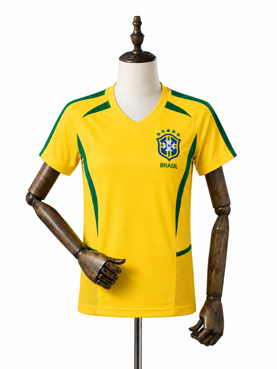 Camisa Brasil Feminina Amarela 2002 manequim fundo branco