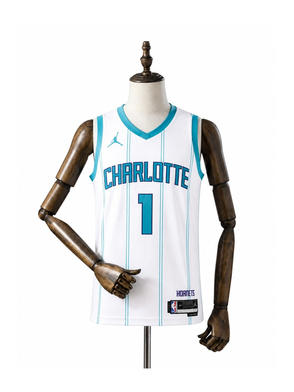 Camiseta NBA Charlotte Hornets - 1ª Camisa (Home) frente manequim fundo branco padronizada