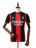 Camisa Milan - 1º Uniforme Jogador 2026/27 frente manequim fundo branco