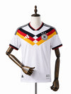 Camisa Alemanha 2026 frente manequim madeira fundo branco