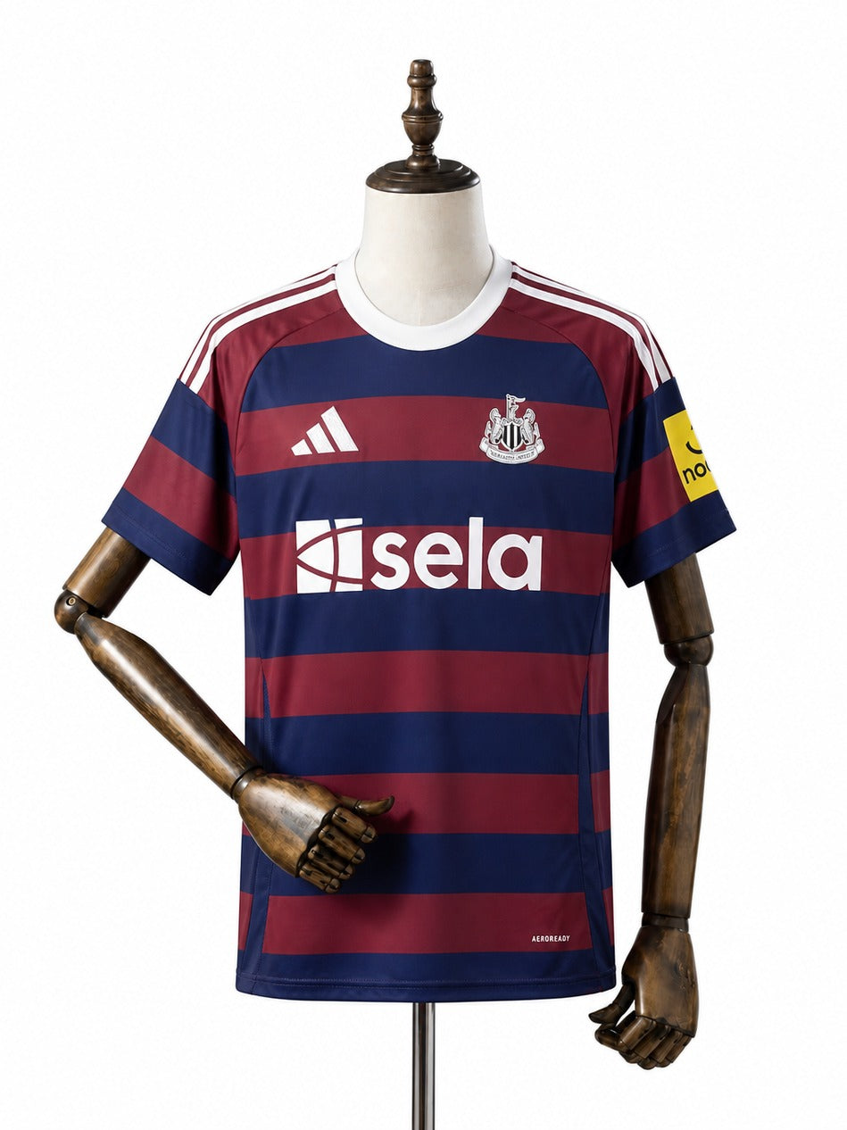 Camisa Newcastle United - 2º Uniforme Torcedor 2024/25 frente manequim fundo branco
