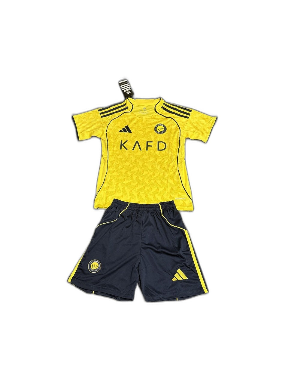 Camisa 2025-26 Al-Nassr Home Infantil frente fundo branco