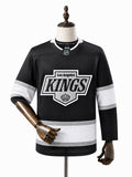 Los Angeles Kings NHL Jersey – Home & Away frente real web manequim fundo branco