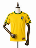 Camisa Brasil Amarela 1998 manequim fundo branco