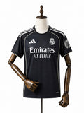 Camisa Real Madrid - 2º Uniforme Torcedor 2025/26 frente manequim fundo branco